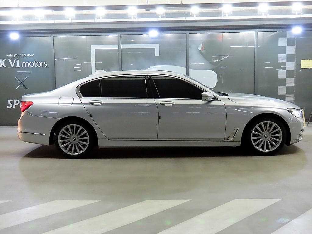 BMW 7시리즈 7시리즈 (G11) 740Li xDrive 이미지 3