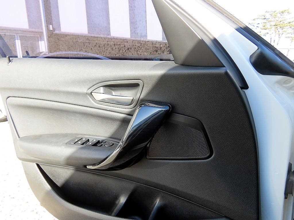 BMW 1시리즈 1시리즈 (F20) 118d 스포츠 이미지 11