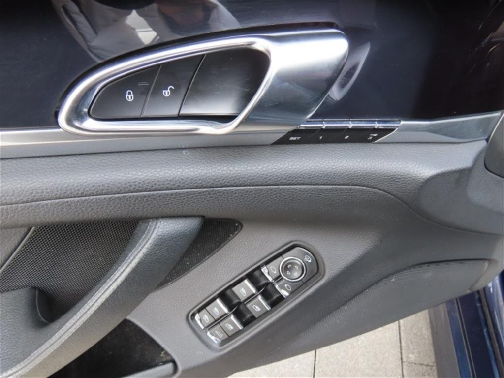 포르쉐 파나메라 3.6 AWD 이미지 12