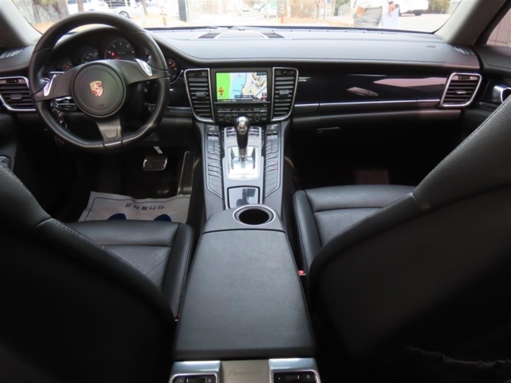포르쉐 파나메라 3.6 AWD 이미지 15