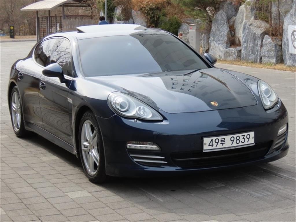 포르쉐 파나메라 3.6 AWD 이미지 2