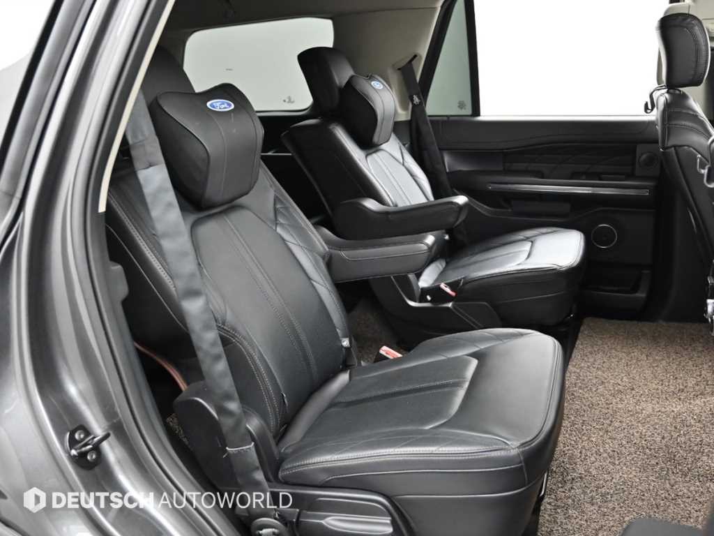 포드 익스피디션 3.5 EcoBoost Platinum 이미지 12