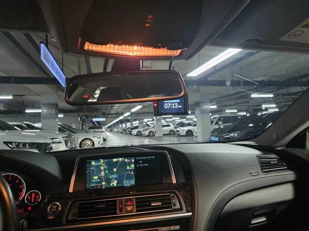 BMW 6시리즈 6시리즈 (F12) 640 그란쿠페 i 이미지 10
