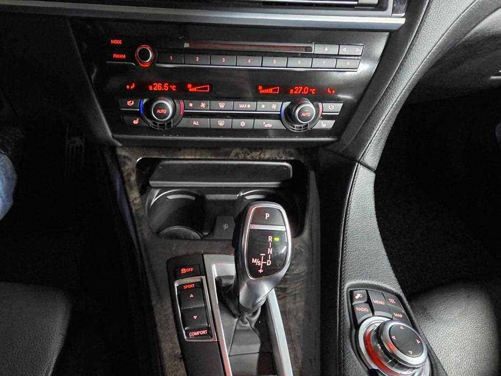 BMW 6시리즈 6시리즈 (F12) 640 그란쿠페 i 이미지 13