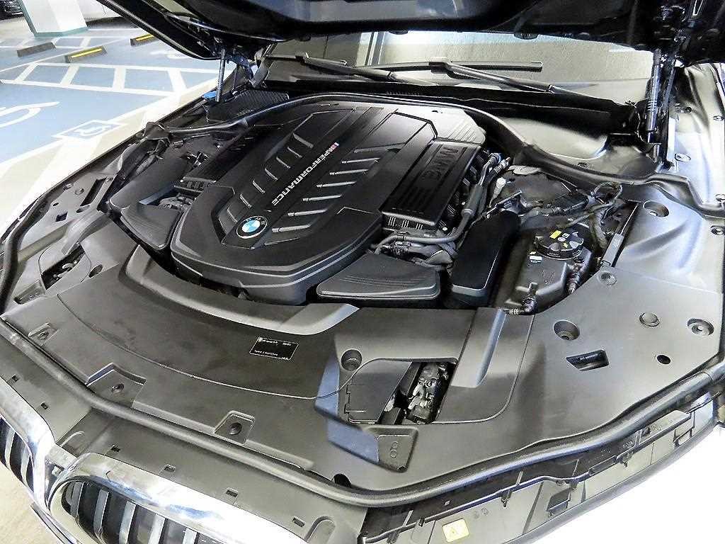 BMW 7시리즈 7시리즈 (G11) M760Li xDrive 엑설런스 이미지 19