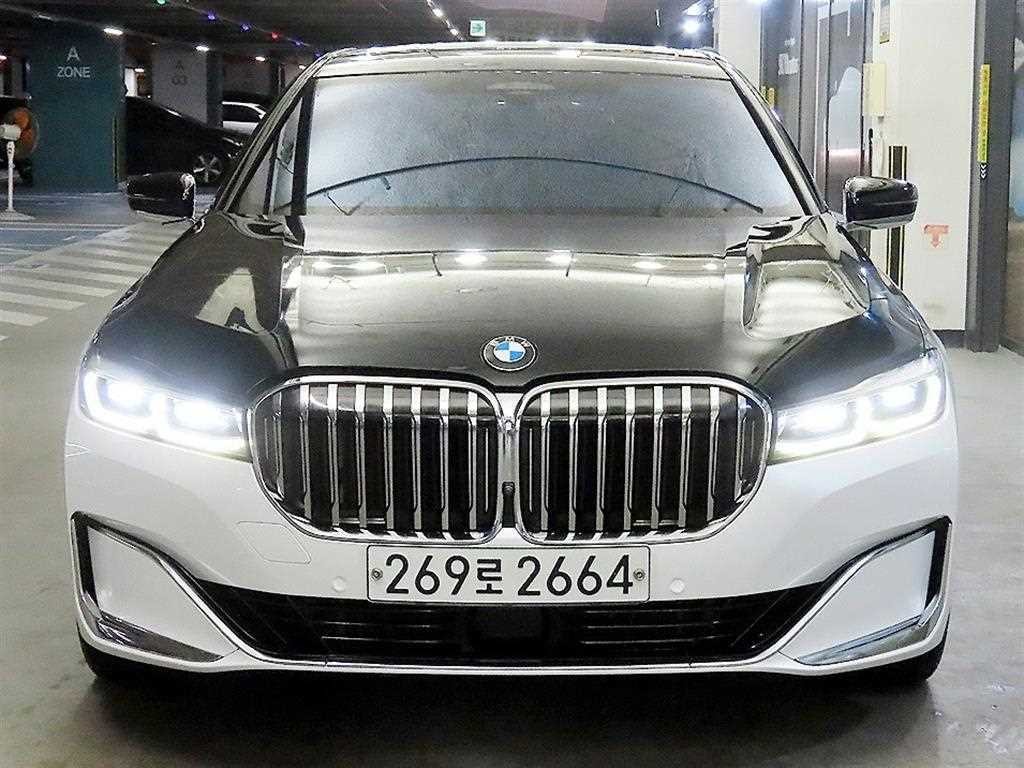 BMW 7시리즈 7시리즈 (G11) M760Li xDrive 엑설런스 이미지 2
