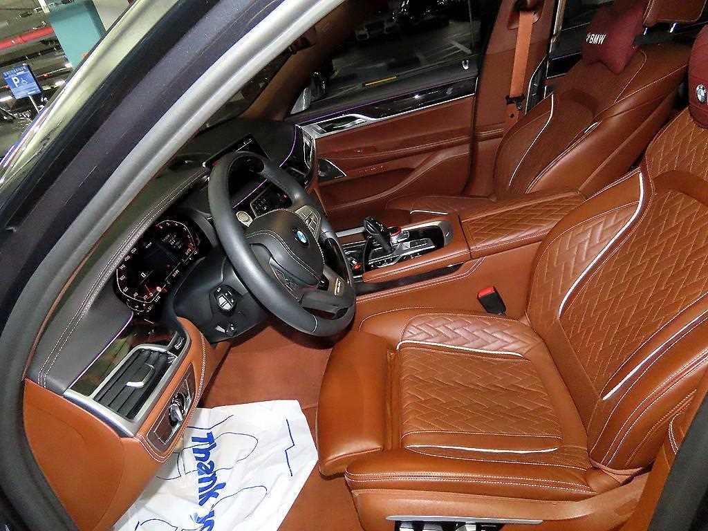 BMW 7시리즈 7시리즈 (G11) M760Li xDrive 엑설런스 이미지 6