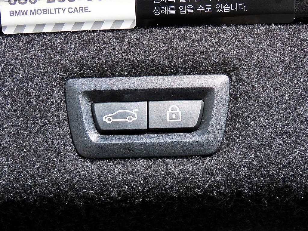 BMW 5시리즈 5시리즈 (G30) 520i 럭셔리 이미지 17