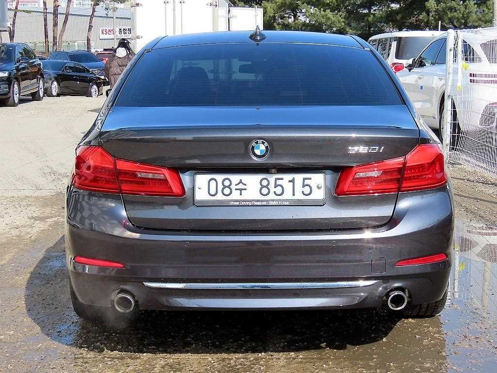BMW 5시리즈 5시리즈 (G30) 520i 럭셔리 이미지 4
