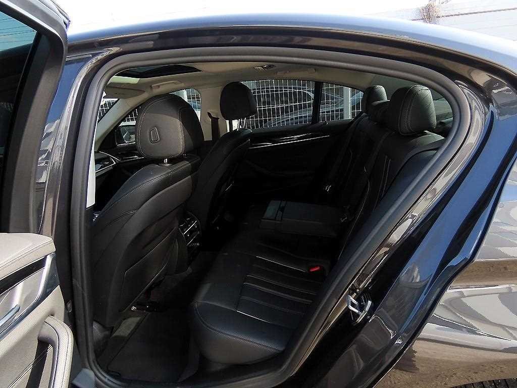 BMW 5시리즈 5시리즈 (G30) 520i 럭셔리 이미지 6