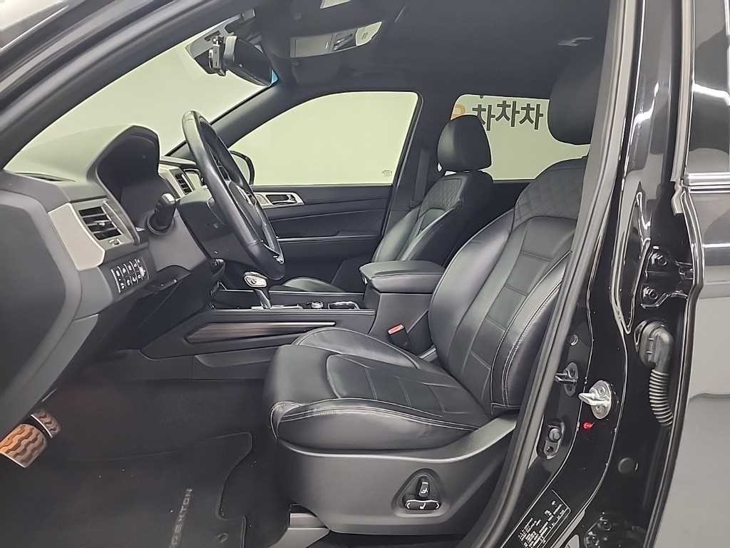 KG모빌리티(쌍용) 렉스턴 G4렉스턴 디젤 2.2 4WD 헤리티지 이미지 11