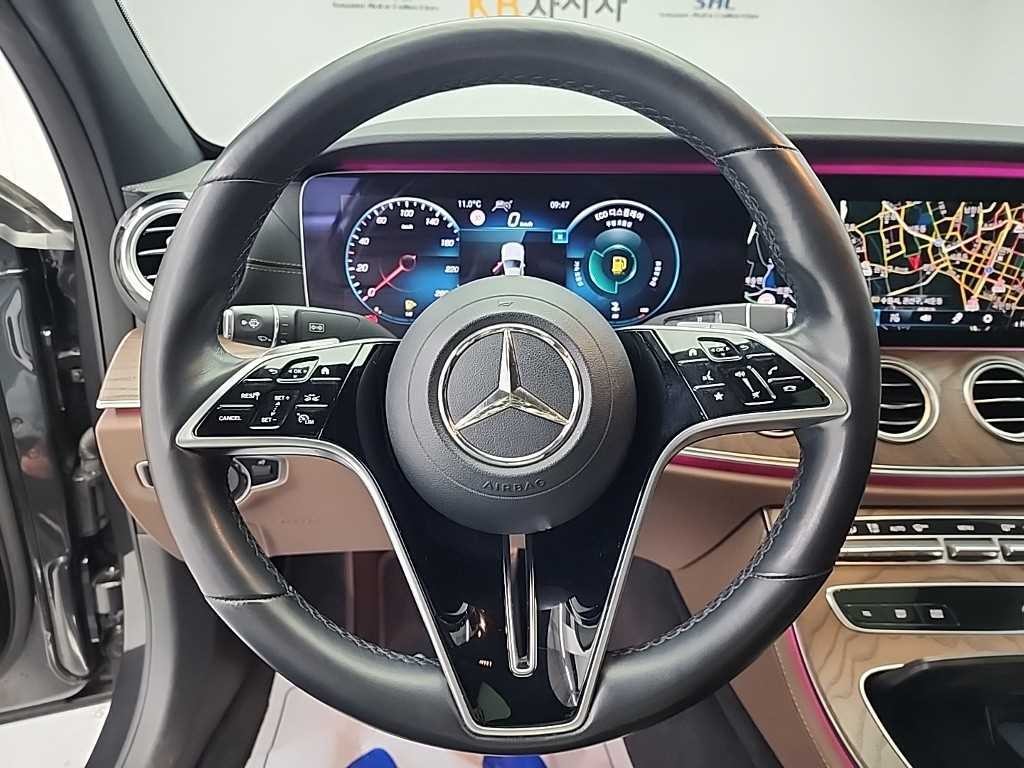 벤츠 E 클래스 E-클래스 W213 E220d 4MATIC 익스클루시브 이미지 9