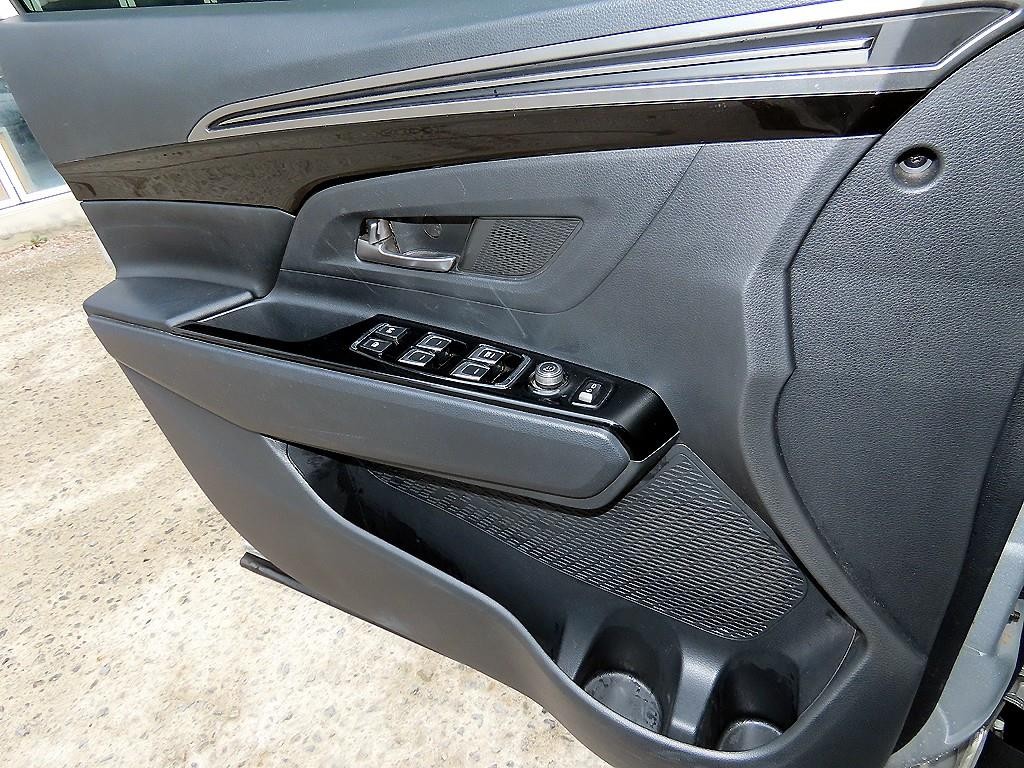 KG모빌리티(쌍용) 코란도 뷰티풀코란도 2WD 디젤 1.6 C5 플러스 이미지 11