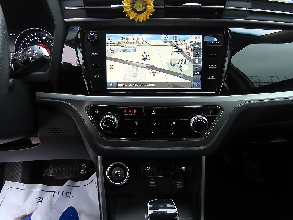 KG모빌리티(쌍용) 코란도 뷰티풀코란도 2WD 디젤 1.6 C5 플러스 이미지 13