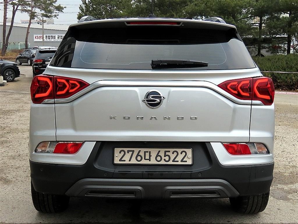 KG모빌리티(쌍용) 코란도 뷰티풀코란도 2WD 디젤 1.6 C5 플러스 이미지 4