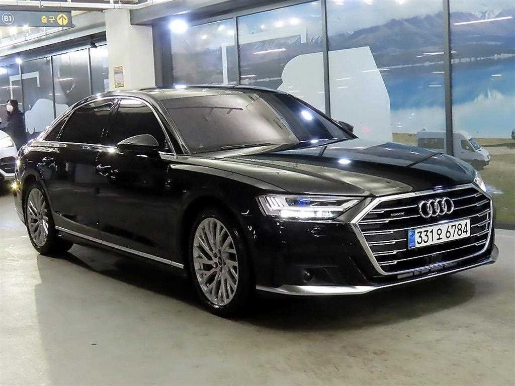 아우디 A8 A8 (D5) 55 TFSI 콰트로 LWB 이미지 1