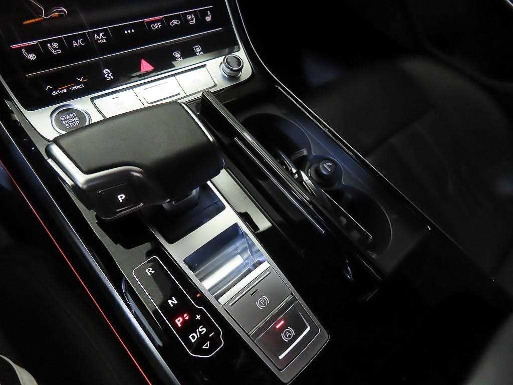 아우디 A8 A8 (D5) 55 TFSI 콰트로 LWB 이미지 12