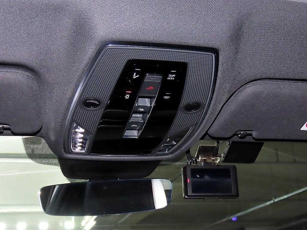 아우디 A8 A8 (D5) 55 TFSI 콰트로 LWB 이미지 14
