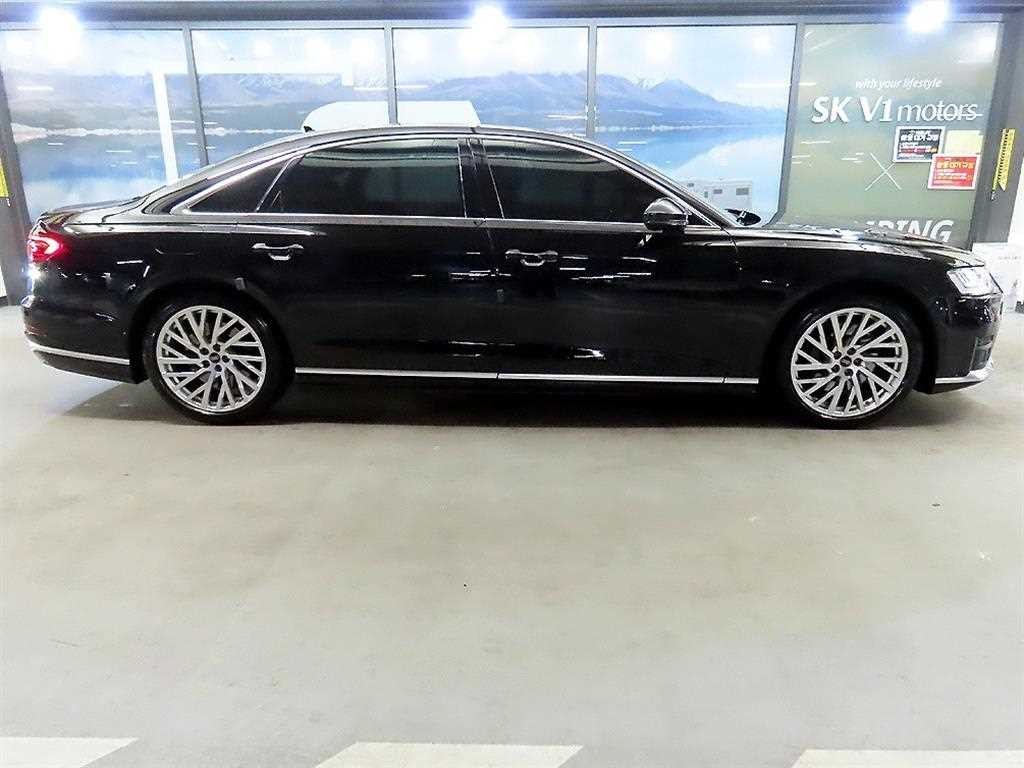 아우디 A8 A8 (D5) 55 TFSI 콰트로 LWB 이미지 3