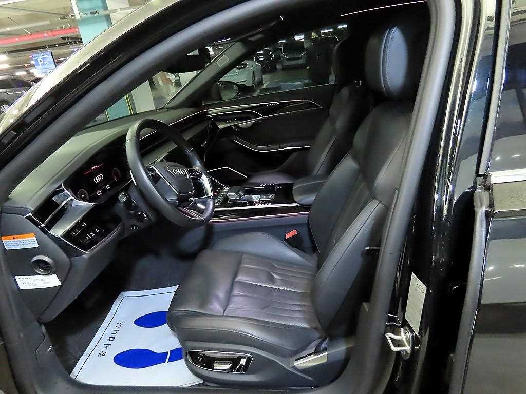 아우디 A8 A8 (D5) 55 TFSI 콰트로 LWB 이미지 6