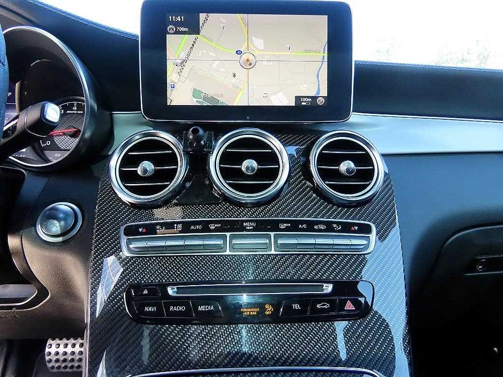 벤츠 GLC 클래스 GLC클래스 X253 AMG GLC 63 4MATIC+ 이미지 14