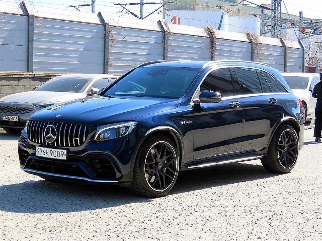 벤츠 GLC 클래스 GLC클래스 X253 AMG GLC 63 4MATIC+ 이미지 2