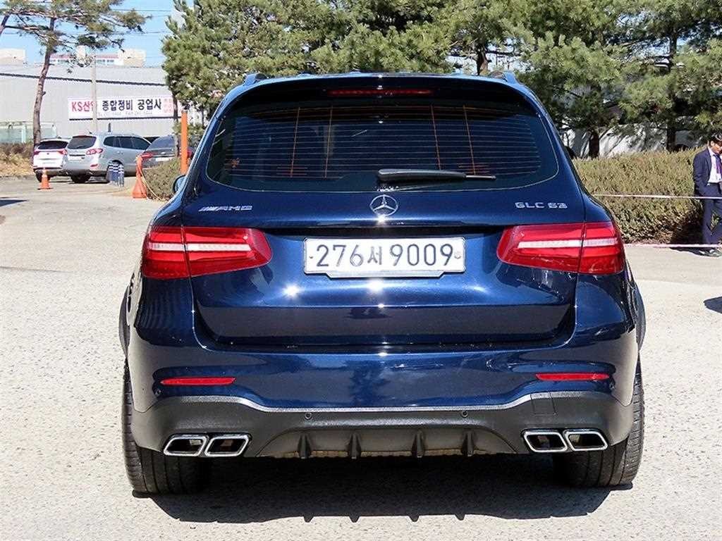 벤츠 GLC 클래스 GLC클래스 X253 AMG GLC 63 4MATIC+ 이미지 4