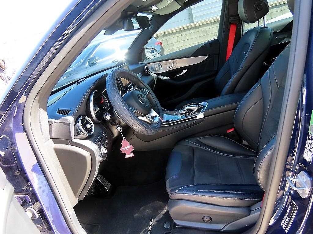 벤츠 GLC 클래스 GLC클래스 X253 AMG GLC 63 4MATIC+ 이미지 5