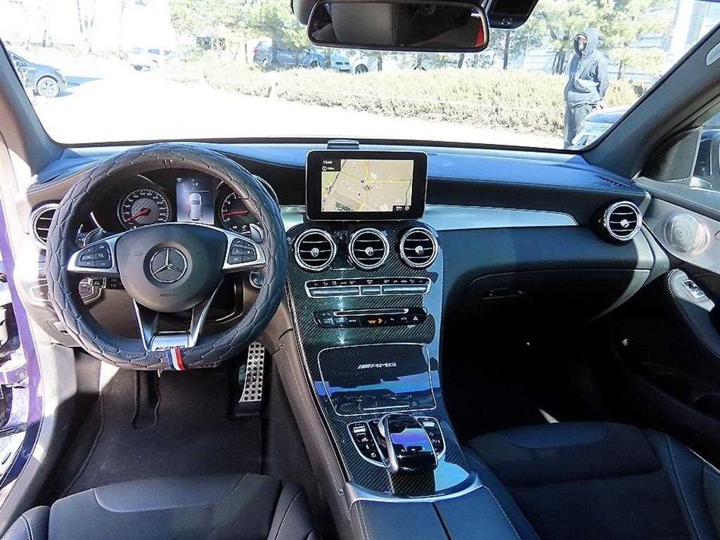 벤츠 GLC 클래스 GLC클래스 X253 AMG GLC 63 4MATIC+ 이미지 7