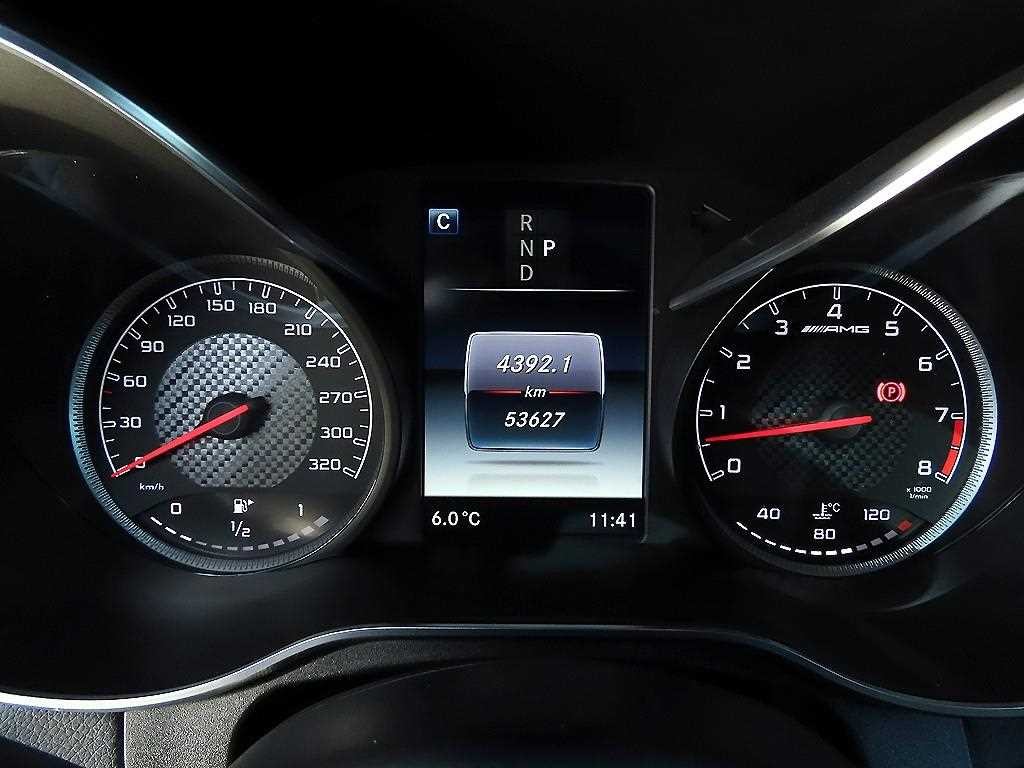 벤츠 GLC 클래스 GLC클래스 X253 AMG GLC 63 4MATIC+ 이미지 9