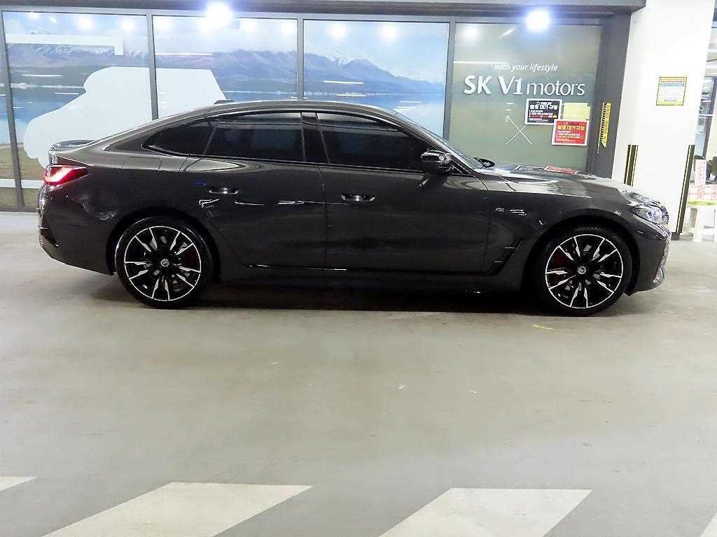BMW i4 M50 프로 이미지 3
