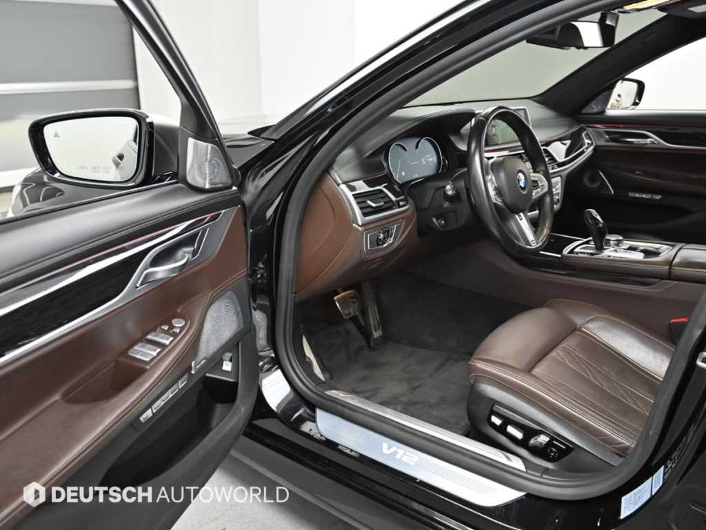BMW 7시리즈 7시리즈 (G11) M760Li xDrive 이미지 11