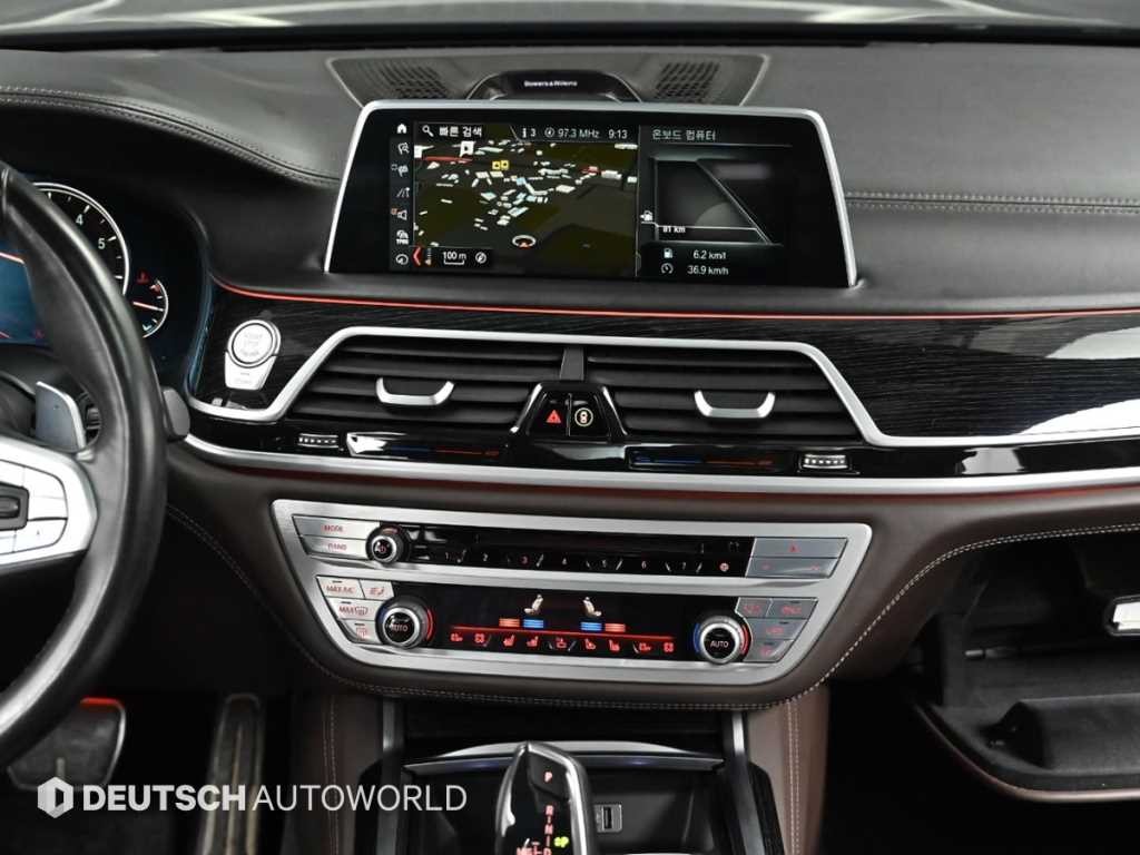 BMW 7시리즈 7시리즈 (G11) M760Li xDrive 이미지 14