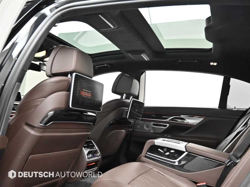 BMW 7시리즈 7시리즈 (G11) M760Li xDrive 이미지 18