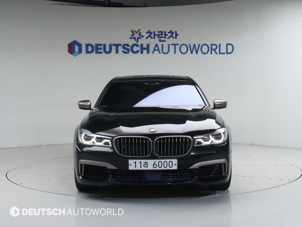 BMW 7시리즈 7시리즈 (G11) M760Li xDrive 이미지 3