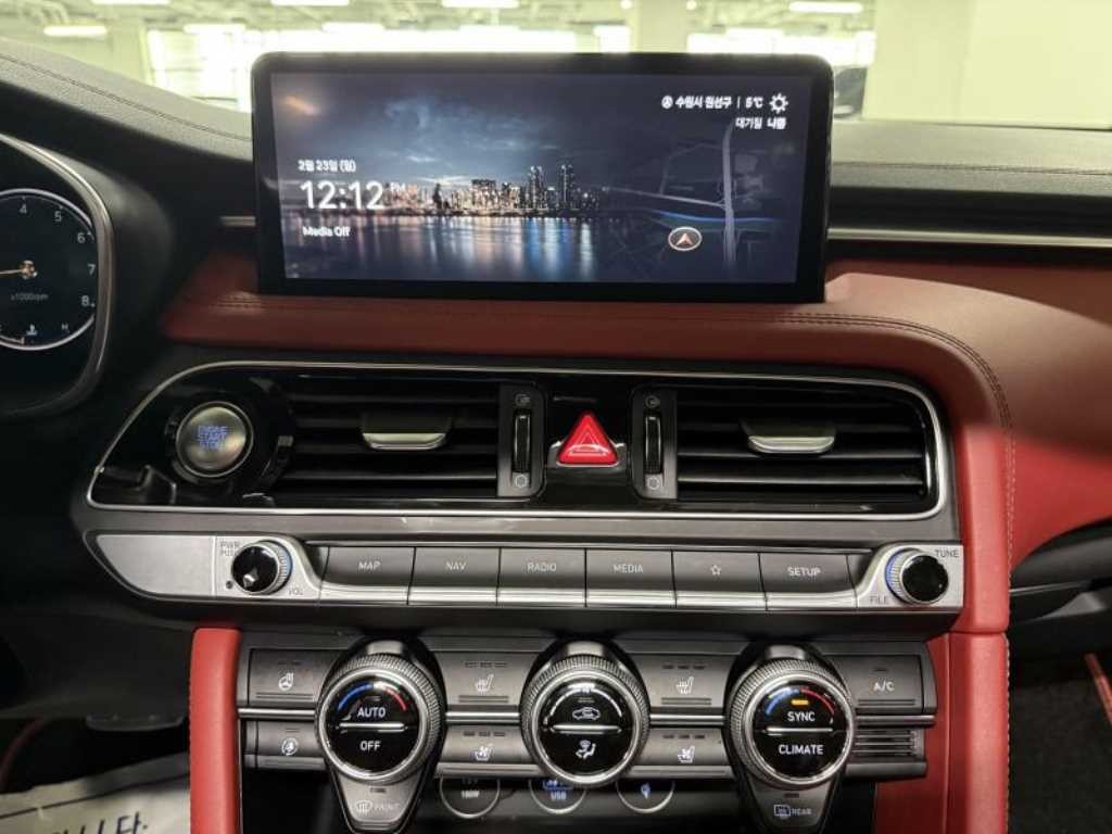 제네시스 G70 더 뉴 G70 가솔린 2.0T 2WD 스포츠 패키지 이미지 11