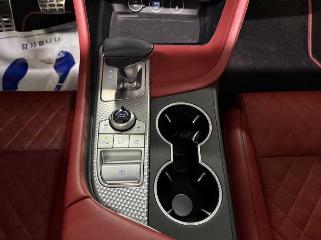 제네시스 G70 더 뉴 G70 가솔린 2.0T 2WD 스포츠 패키지 이미지 13