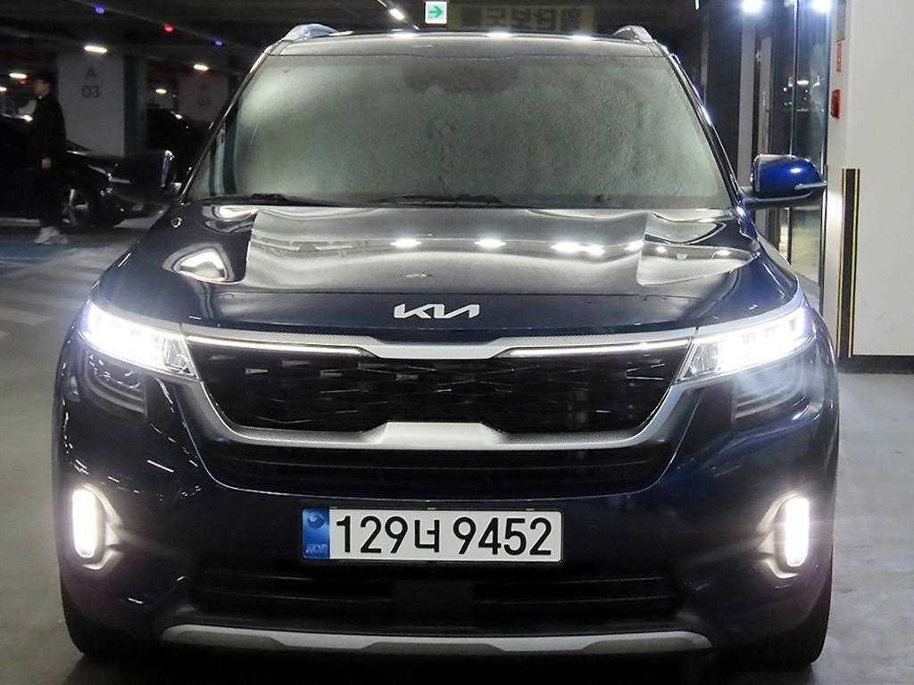 기아 셀토스 가솔린 1.6 터보 2WD 시그니처 이미지 2