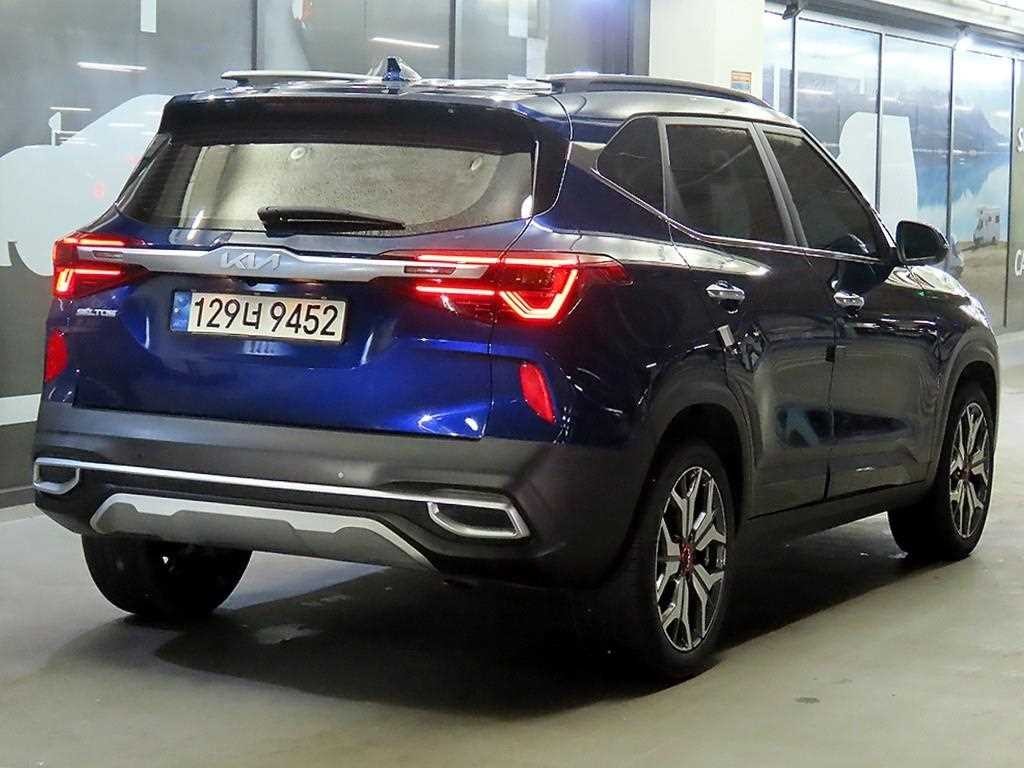 기아 셀토스 가솔린 1.6 터보 2WD 시그니처 이미지 4