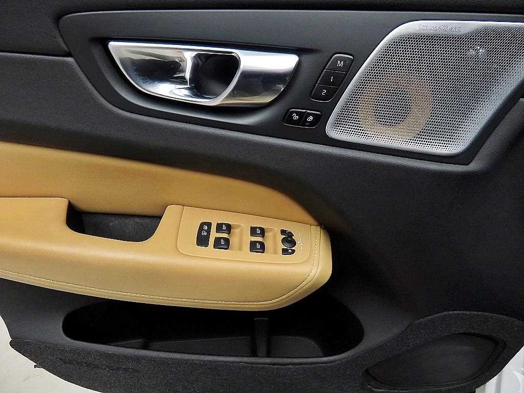 볼보 XC60 XC60(2세대) T6 AWD 인스크립션 이미지 11
