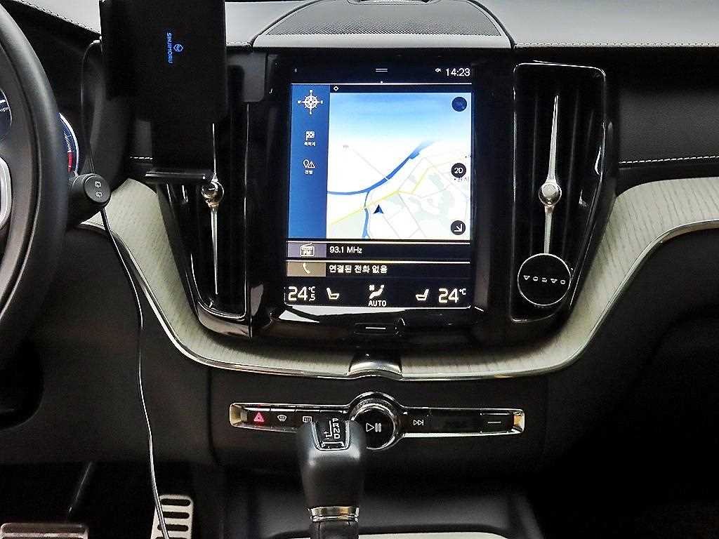 볼보 XC60 XC60(2세대) T6 AWD 인스크립션 이미지 13