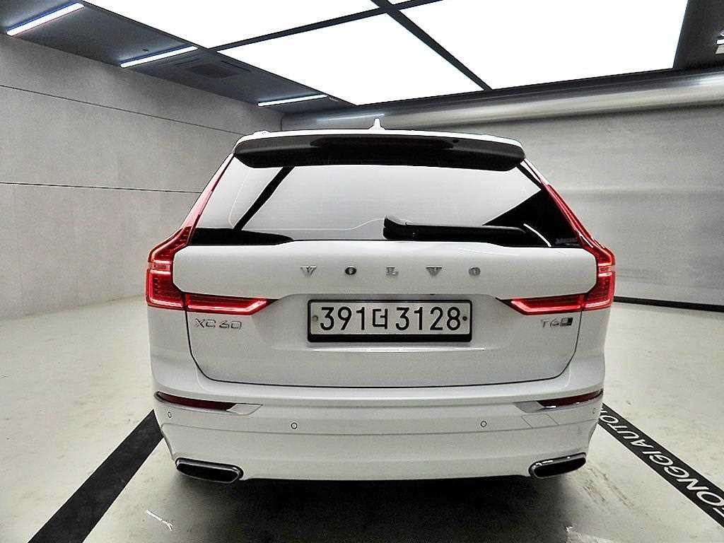 볼보 XC60 XC60(2세대) T6 AWD 인스크립션 이미지 3