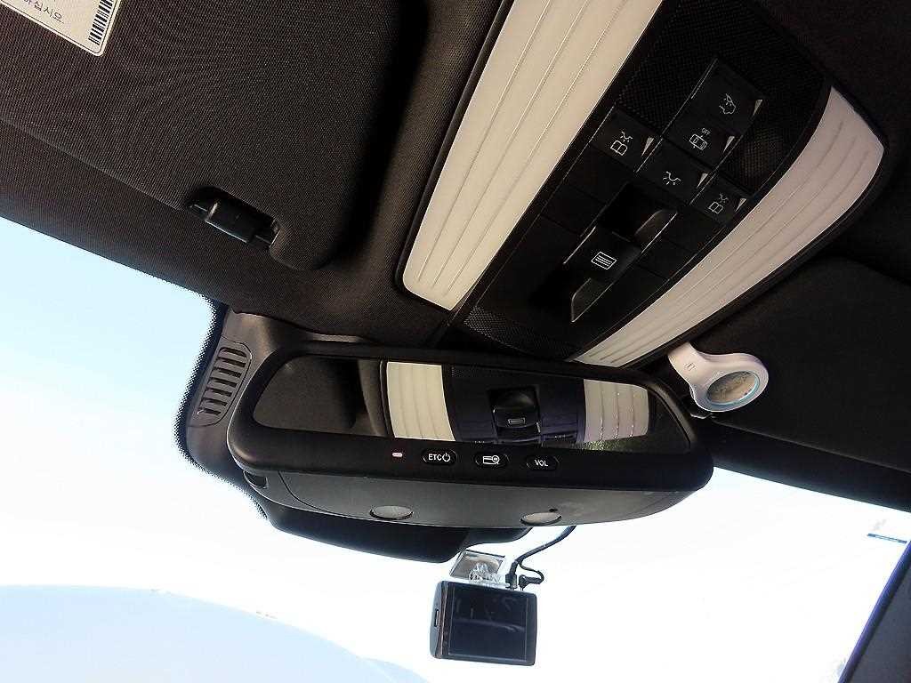 벤츠 E 클래스 E-클래스 W212 E250 블루텍 4MATIC 아방가르드 이미지 14