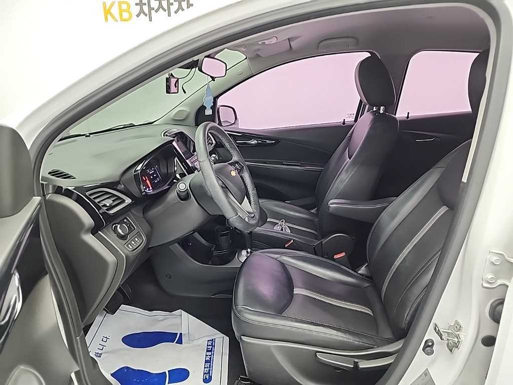 쉐보레 스파크 더뉴스파크 프리미어 이미지 11