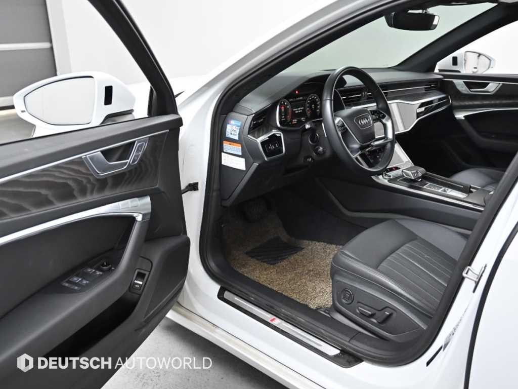 아우디 A6 A6 (C8) 45 TFSI 콰트로 프리미엄 이미지 11