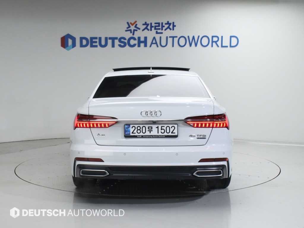아우디 A6 A6 (C8) 45 TFSI 콰트로 프리미엄 이미지 4
