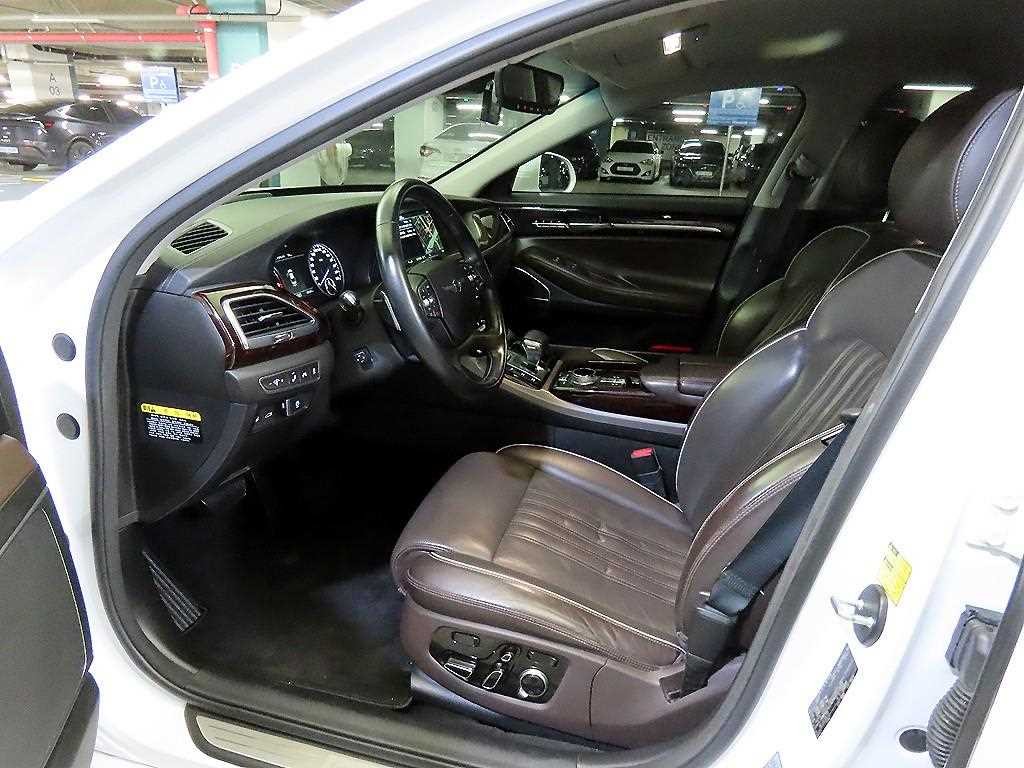 제네시스 EQ900 3.3 T-GDI AWD 프리미엄 럭셔리 이미지 6