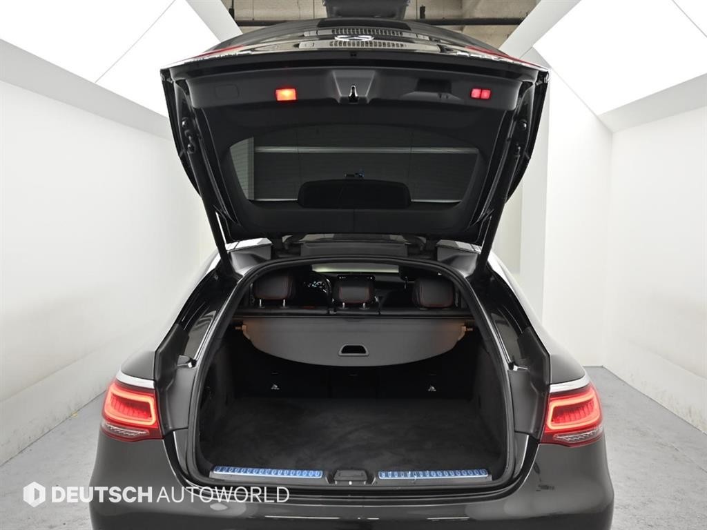 벤츠 GLC 클래스 GLC클래스 X253 AMG GLC 43 4MATIC 쿠페 이미지 19
