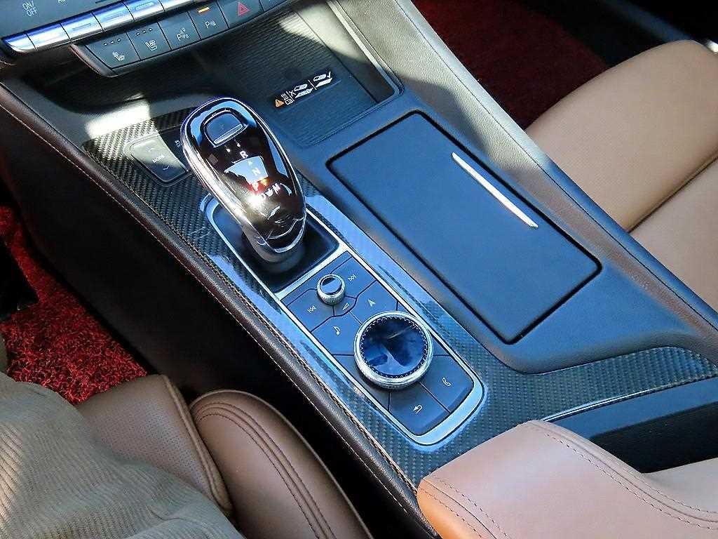 캐딜락 CT5 2.0 스포츠 이미지 11