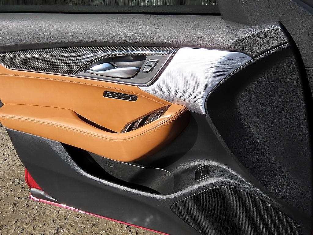 캐딜락 CT5 2.0 스포츠 이미지 12